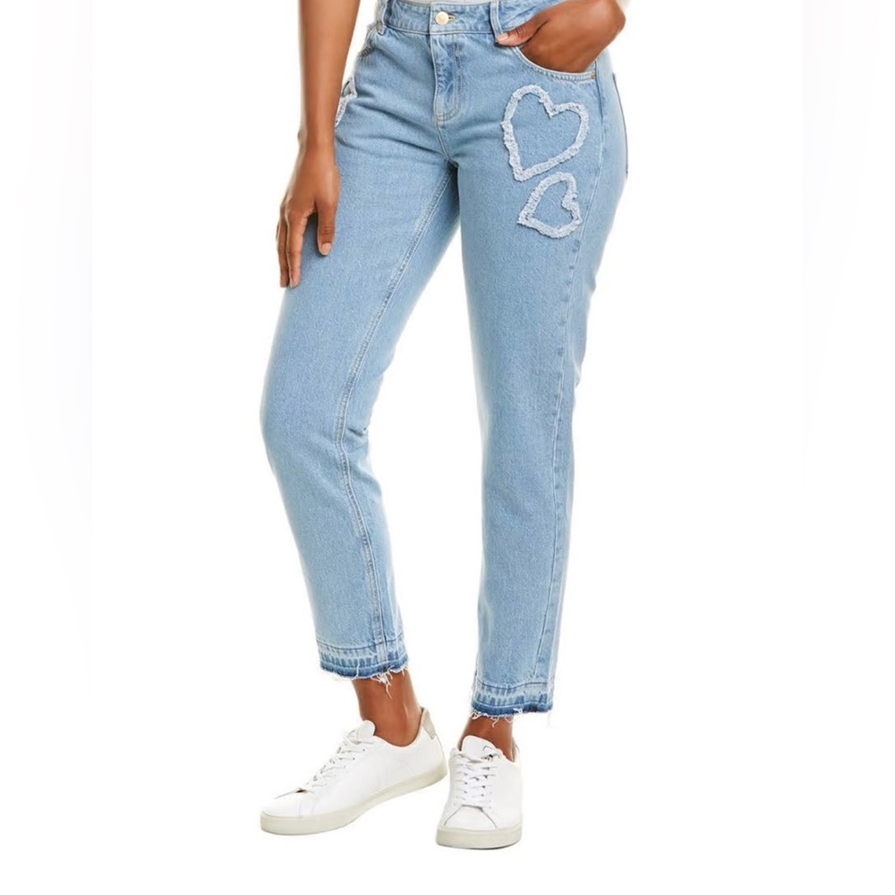 Escada Sport Light Wash Distressed Fringe Heart Released Hem Sexy Boyfriend Jean